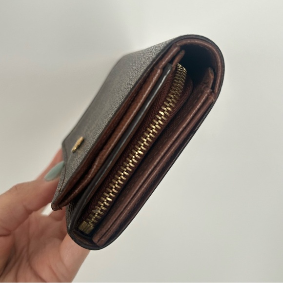 Louis Vuitton Coffrefort Wallet - Picture 3 of 12